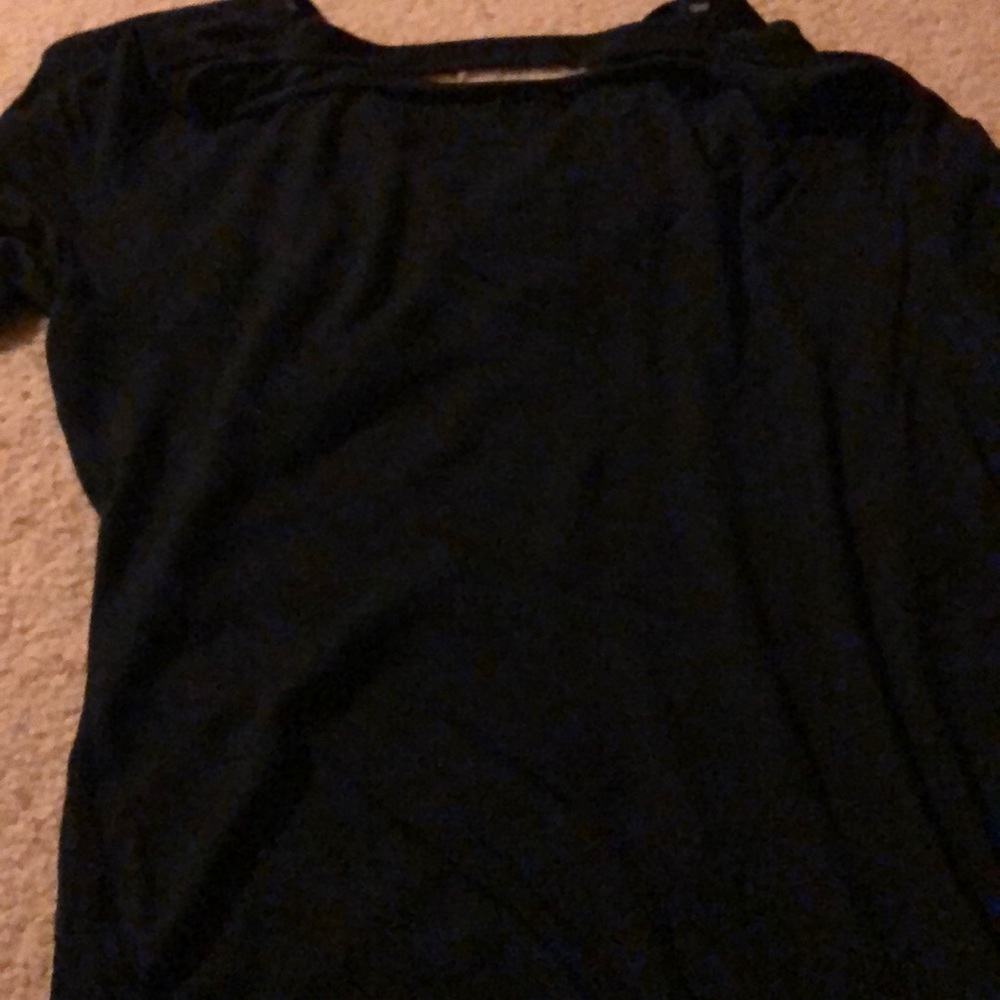Long sleeve black tee